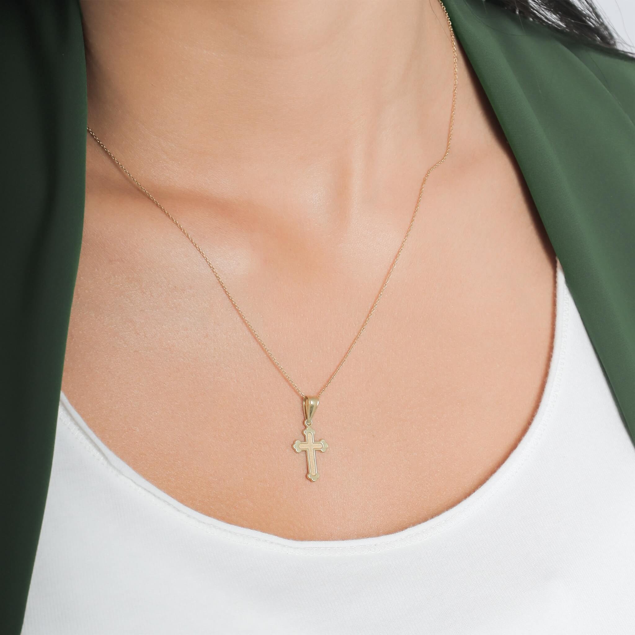 Traditional Style Cross Pendant Necklace - Gloria Jewels