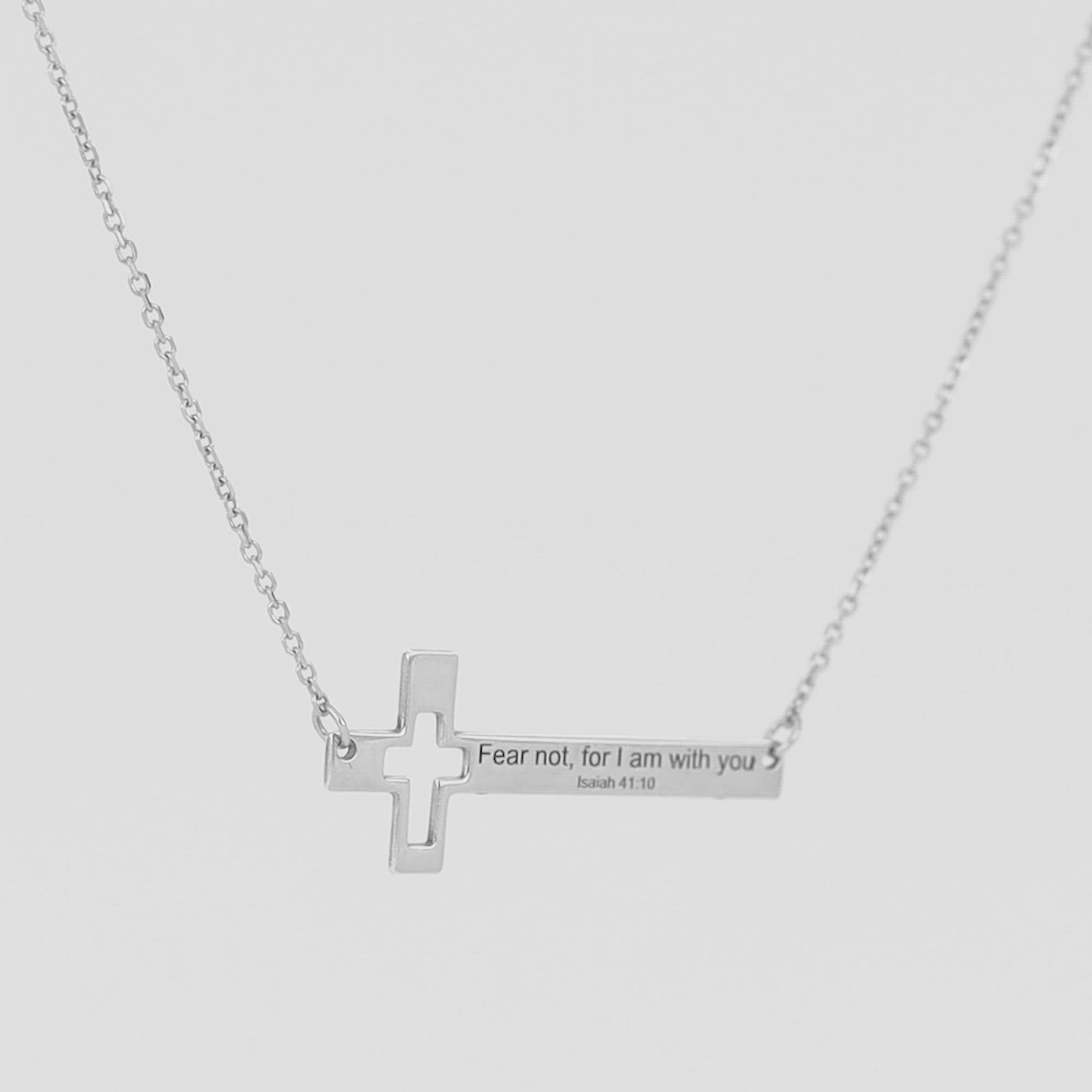 Collar con cruz lateral "La Saphira"