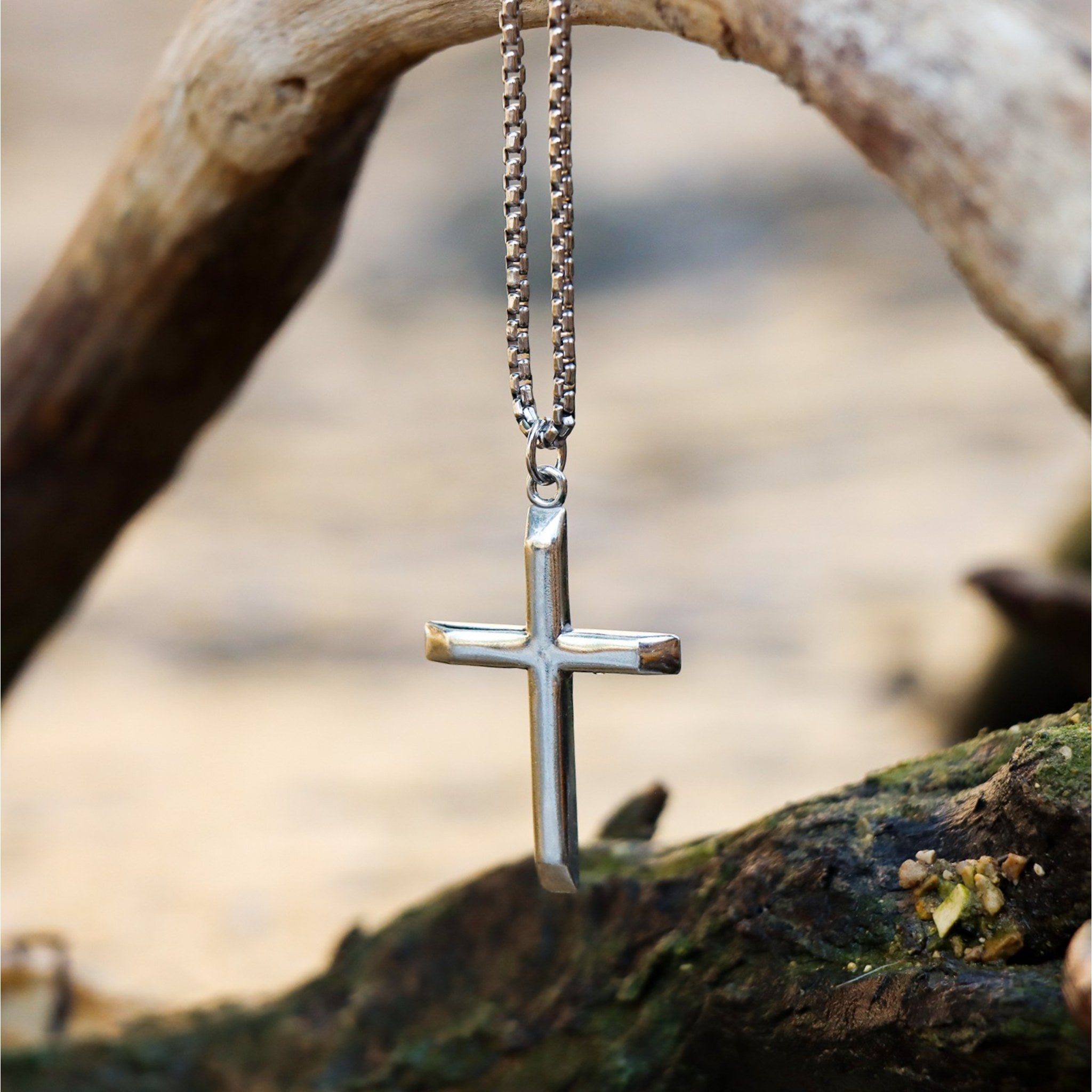 Classic Cross Pendant - Gloria Jewels