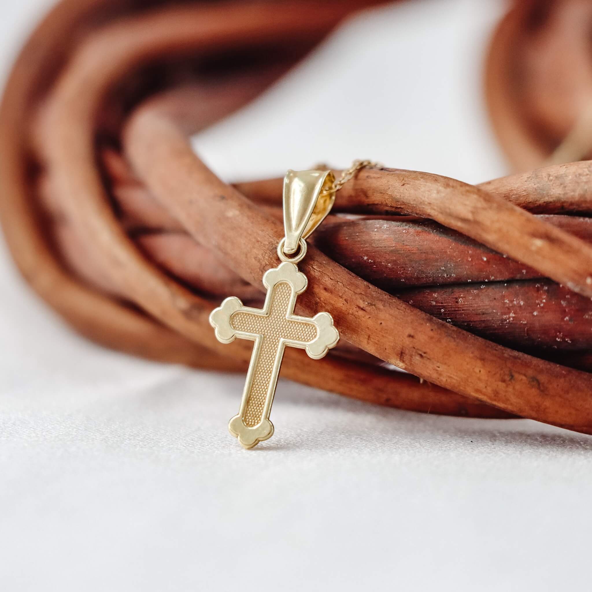 Traditional Style Cross Pendant Necklace - Gloria Jewels