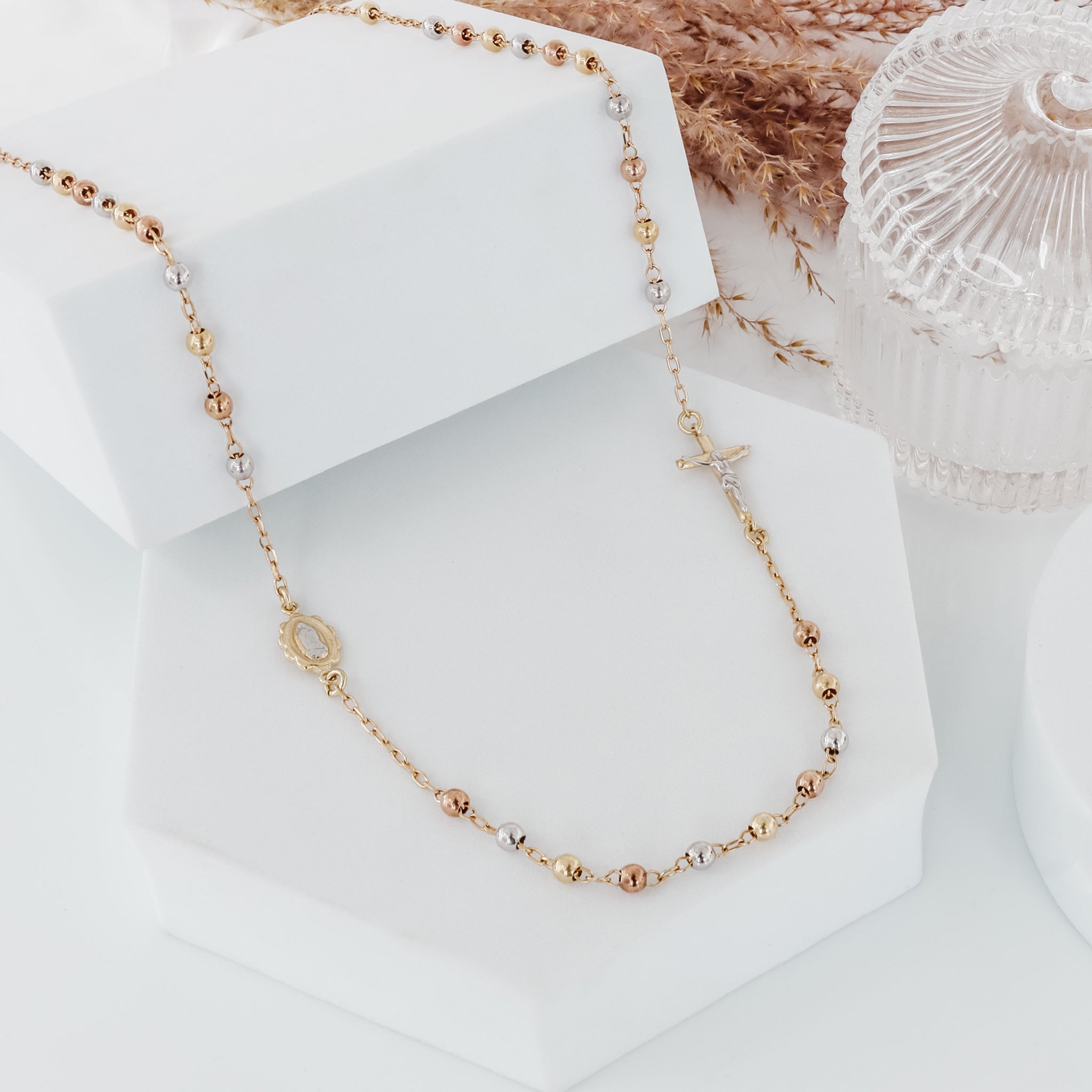 In-Line Faith Medallion Necklace - Gloria Jewels